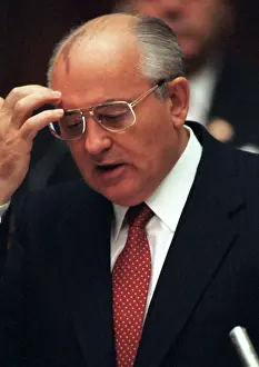 Sokolov: Mikhail Gorbachev at IV session of Supreme Soviet