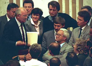 Musaelyan: Mikhail Gorbachev and Peoples Deputies, 1991