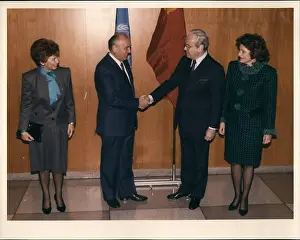 Gorbacheva: Mikhail Gorbachev and Perez de Cuellar, UN, New York