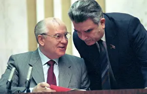Joint: Mikhail Gorbachev and Rafiq Nishanov at session
