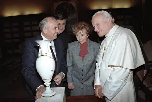 Sovereign: Mikhail Gorbachev visits Italy, 1990