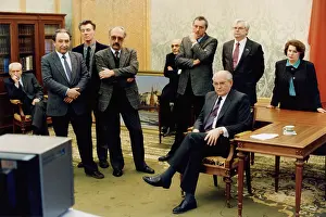Directorate: Mikhail Gorbachev to watch Boris Yeltsin's speech, 1991