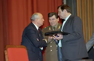 Shaposhnikov: Mikhail Gorbachev, Yevgeny Shaposhnikov and Viktor