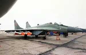 Mikoyan: Mikoyan MiG-29M fighter, 1992