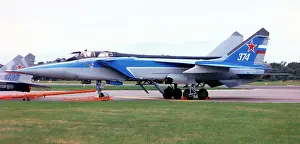 Mikoyan: Mikoyan MiG-31B 374 White