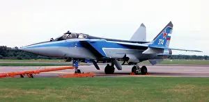 Mikoyan: Mikoyan MiG-31B 374 White