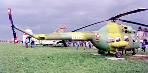 Ladowe: Mil Mi-2 085