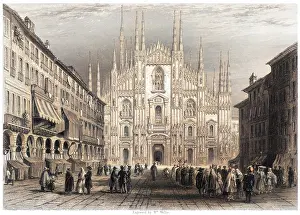 MILAN CATHEDRAL/STREET