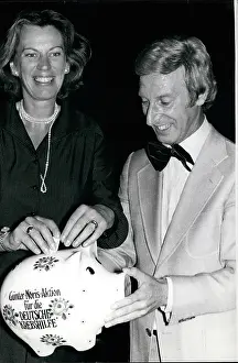 Piggy: Mildred Scheel and Gunter Noris, charity performance