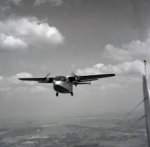 Aerovan: Miles M.57 Aerovan U-0248