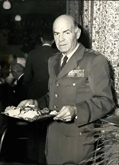 Cafeteria: US Military