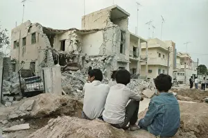 Quarters: The military aggression of the USA in Libya