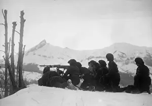 Maneuvre: Military maneuvre in the snow