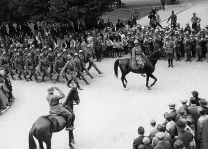 Moves: Military march, 1935