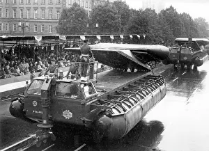 Pontoons: Military parade on the Armed Forces Day in Berlin