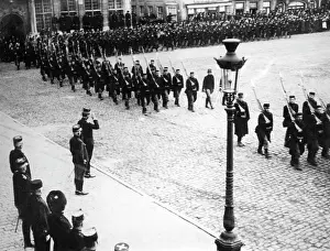 Saxe: A military parade for the Belgian King