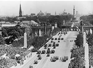 Siegessaule: Military Parade in Berlin