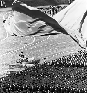 Reviews: Military parade in Red Square, 1985