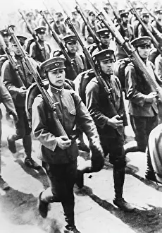 Guardsmen: Military parade in Tokyo, 1941