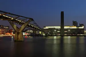 Bankside: Millenium Bridge, London, UK