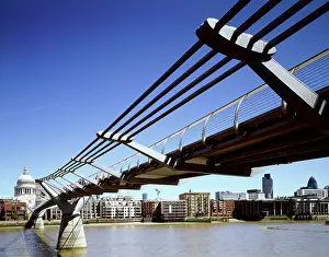 Bankside: Millennium Bridge