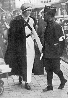 Millicent: Millicent, Duchess of Sutherland as Red Cross nurse