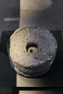 Millstone: Millstone, Musee Archeologique de la Bataille