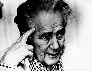Milovan: Milovan Dgilas