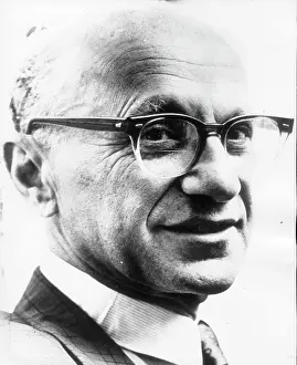 Friedman: Milton Friedman