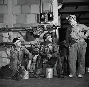 Montour: Miner - Man - Occupations - Lunch