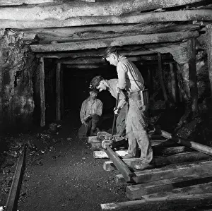 Montour: Miner - Man - Occupations - Lunch