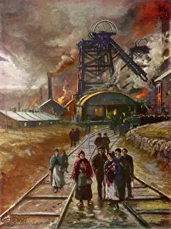 Mineworkers: MINERS COMING TO WORK