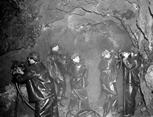 Pribram: Miners - mine construction