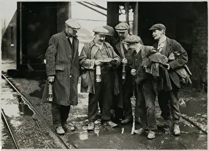 Chuckle: MINERS & LAMPS