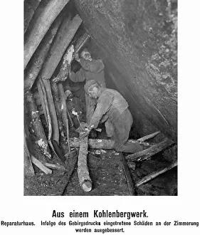 Seam: Miners at work underground, 1909