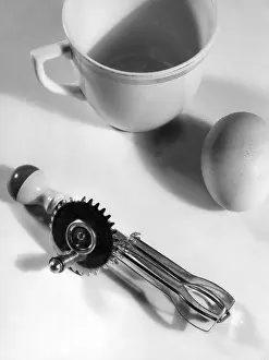 Whisk: MINIATURE EGG BEATER