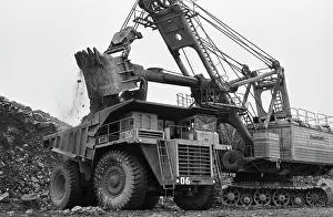 Excavator: Mining Processing Plant