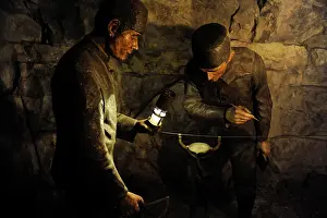 Miner: Mining. Surveying by the mines compass. Diorama