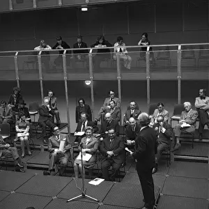 Kuenstlerhaus: Minister of education Fred Sinowatz and other