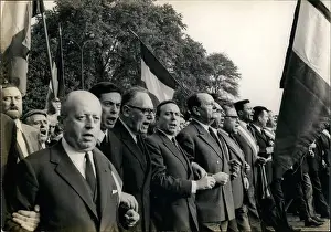 Faure: Ministers in pro-Gaullist demonstration, Paris
