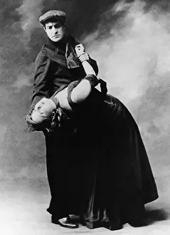 Dances: Minstinguett, 1908