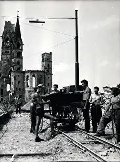 Meditating: Two minutes silence at noon in Berlin, Germany