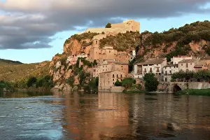 Miravet: Miravet, Ribera d'Ebre, Tarragona, Spain