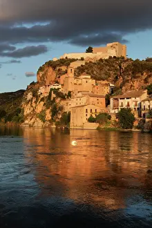 Miravet: Miravet, Ribera d'Ebre, Tarragona, Spain