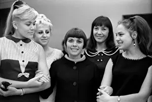 Mathieu: Mireille Mathieu in Moscow, 1967