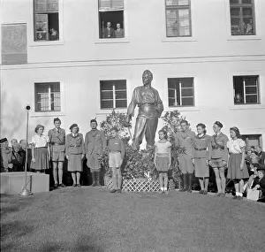 Miroslav: Miroslav Tyrs - statue - memorial