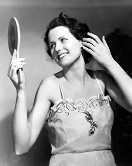 Underskirt: MIRROR, MIRROR