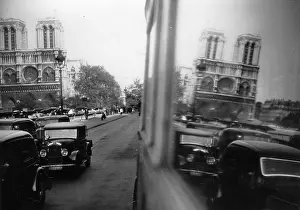 Mirroring: Mirroring of Notre Dame
