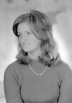 Groves: Miss Allhusen