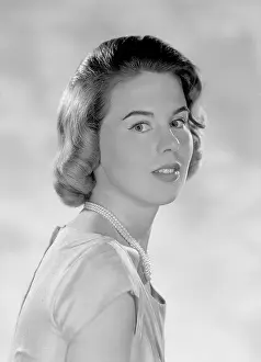 Corell: Miss Angela May Corell